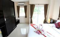 Super Special! 7 Minutes At Bangla Beach, The Center Of Phuket Aparthotel Patong